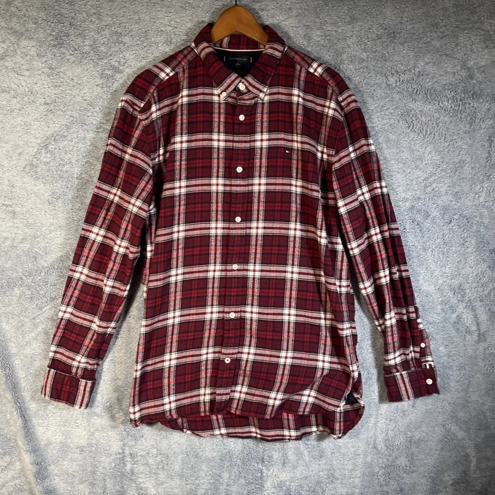 Tommy Hilfiger Men's XL Regular Fit Long Sleeve Flannel Shirt Red White Plaid‎